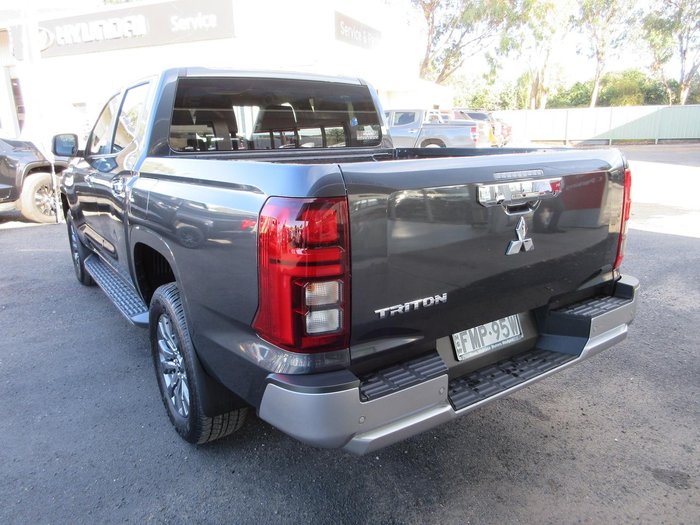 2024 Mitsubishi Triton GLS