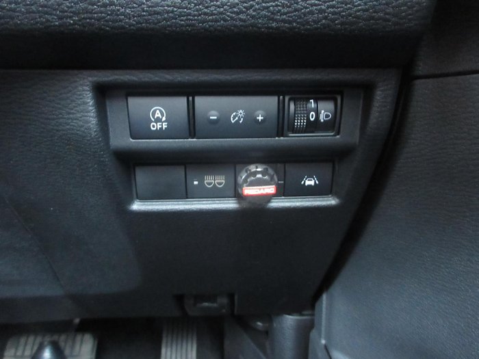 2024 Mitsubishi Triton GLS