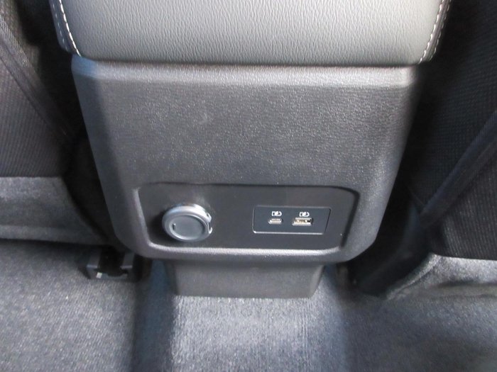 2024 Mitsubishi Triton GLS