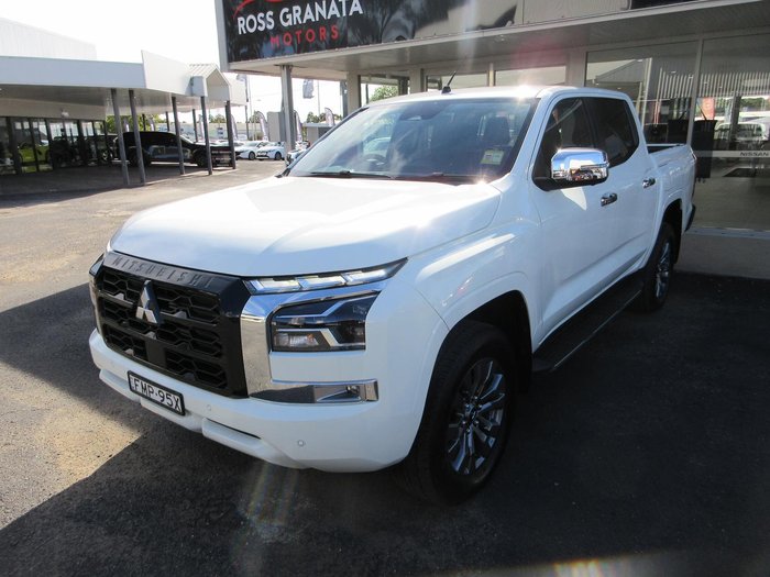 2024 Mitsubishi Triton GLS