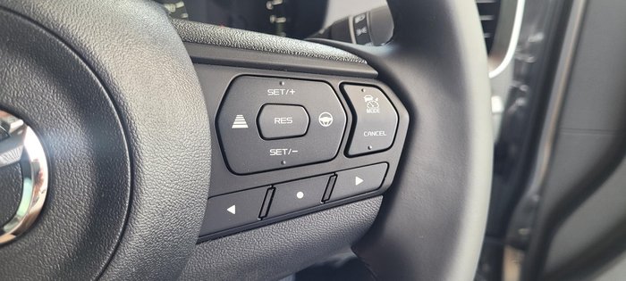 2025 Mazda BT-50 XTR