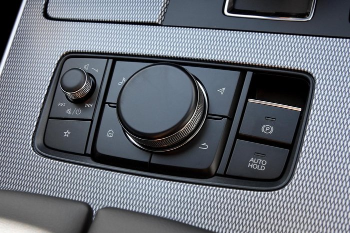 2025 Mazda CX-60 P50e Azami