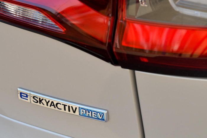 2025 Mazda CX-80 P50e GT