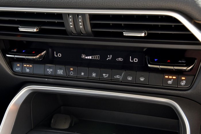 2025 Mazda CX-80 P50e GT