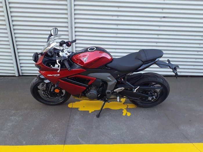 2025 Triumph Daytona 660 LAMS Daytona Black