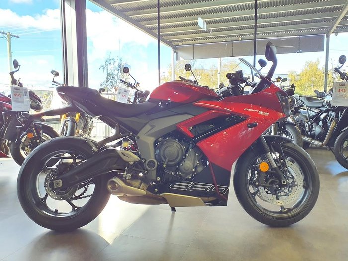 2025 Triumph Daytona 660 LAMS Daytona Black