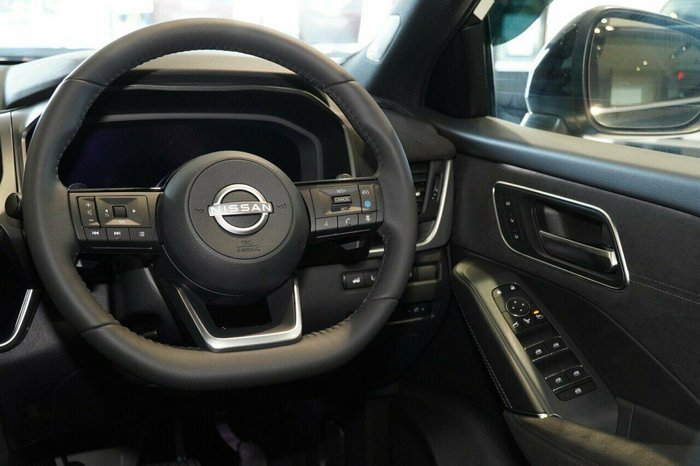 2025 Nissan QASHQAI Ti-L