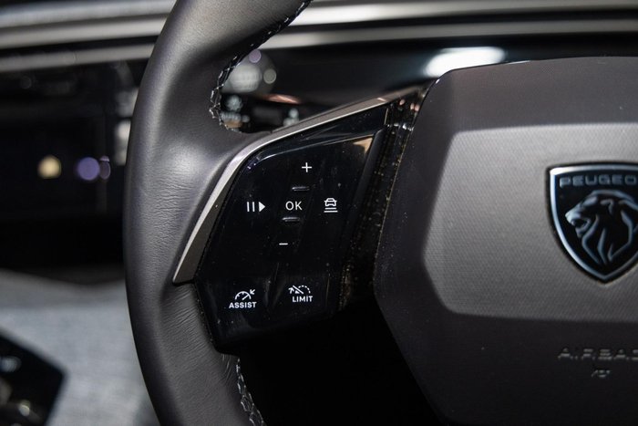 2025 Peugeot 3008 Allure Hybrid P64 MY25 Titanium Grey