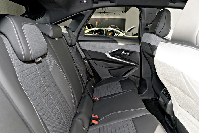 2025 Peugeot 3008 Allure Hybrid P64 MY25 Titanium Grey