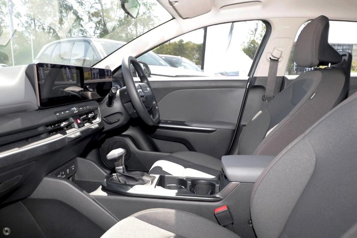 2025 Kia K4 Sport