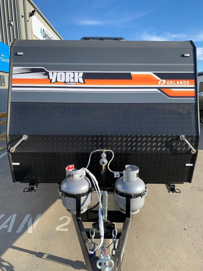 2025 York Orlando 21' Family Van