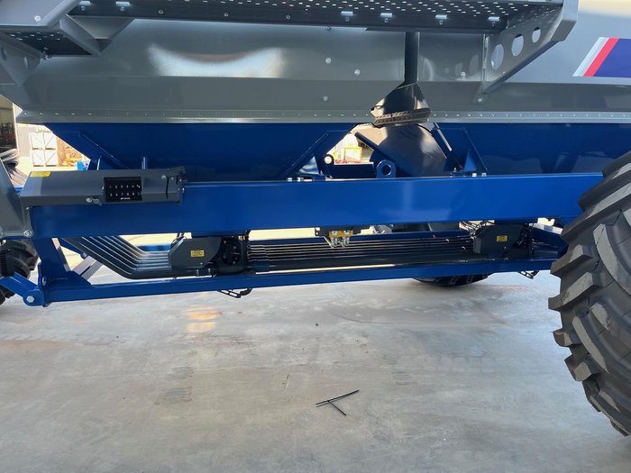 0 Gason 2120 Rt2 Platinum Series Mounted Air Cart Apollo Isobus BLUE