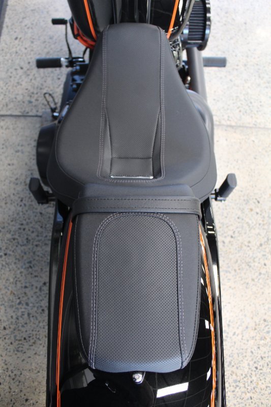 2025 Harley-davidson FXBR BREAKOUT (117) billiard gray