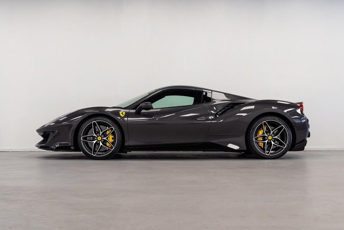 2020 Ferrari 488 Pista Spider F142 Canna di Fucile