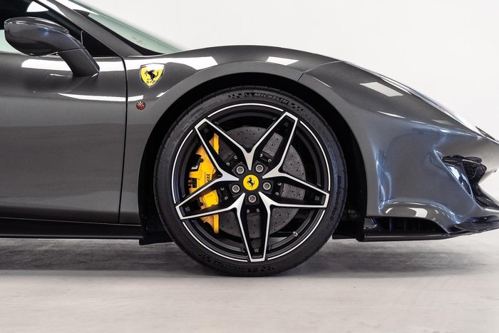 2020 Ferrari 488 Pista Spider F142 Canna di Fucile