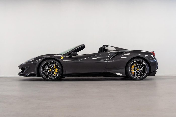 2020 Ferrari 488 Pista Spider F142 Canna di Fucile