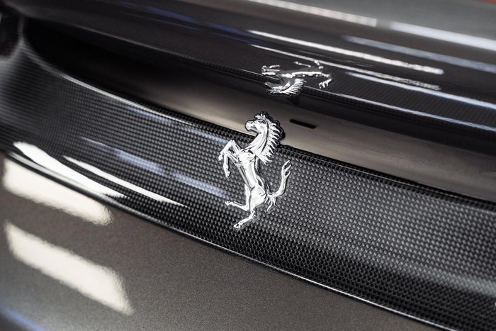 2020 Ferrari 488 Pista Spider F142 Canna di Fucile