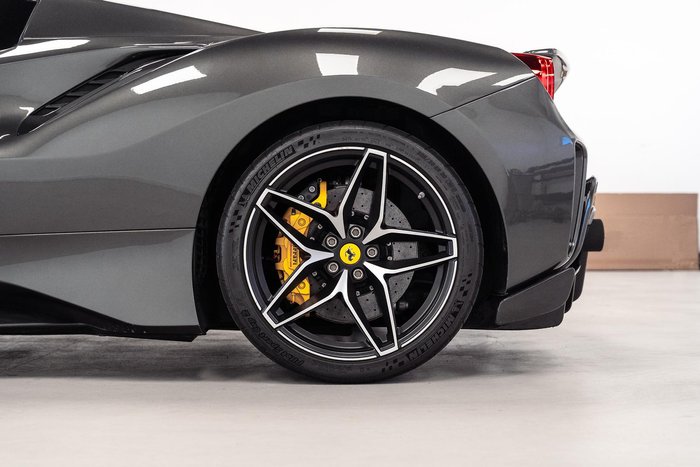 2020 Ferrari 488 Pista Spider F142 Canna di Fucile