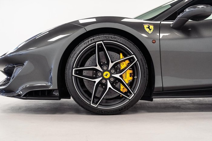 2020 Ferrari 488 Pista Spider F142 Canna di Fucile