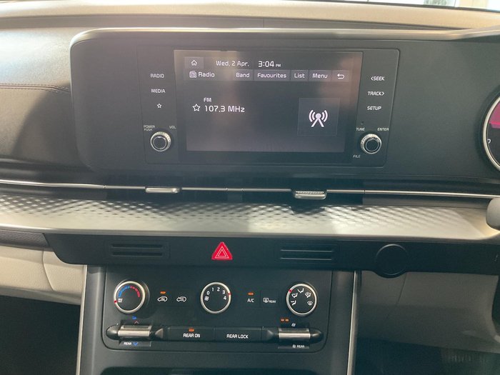 2023 Kia Carnival S