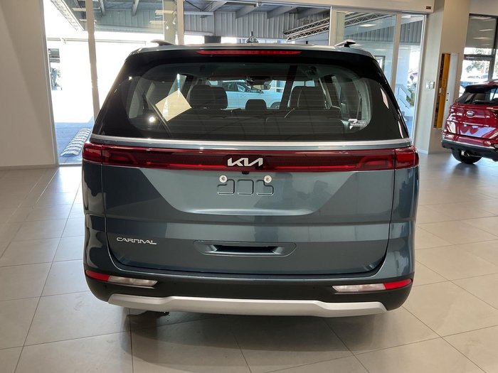 2023 Kia Carnival S