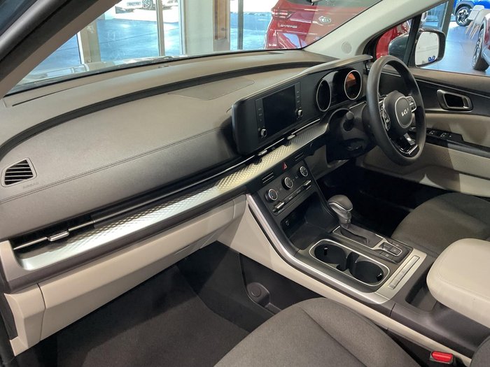 2023 Kia Carnival S