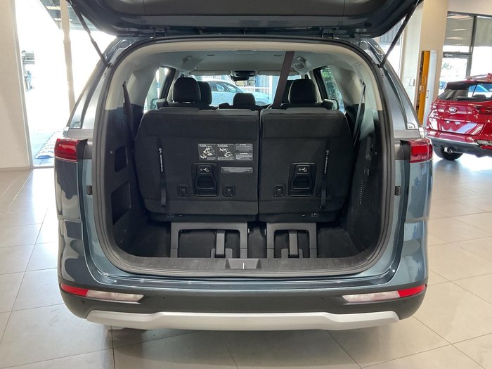 2023 Kia Carnival S