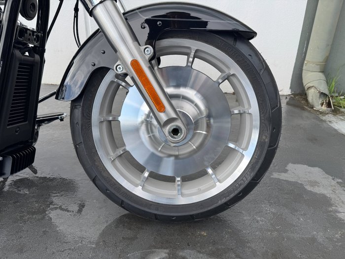 2025 Harley-davidson FLFBS FAT BOY S (114) Vivid Black