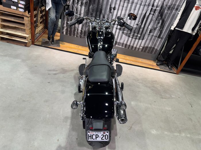 2025 Harley-davidson FLFBS FAT BOY S (114) Vivid Black