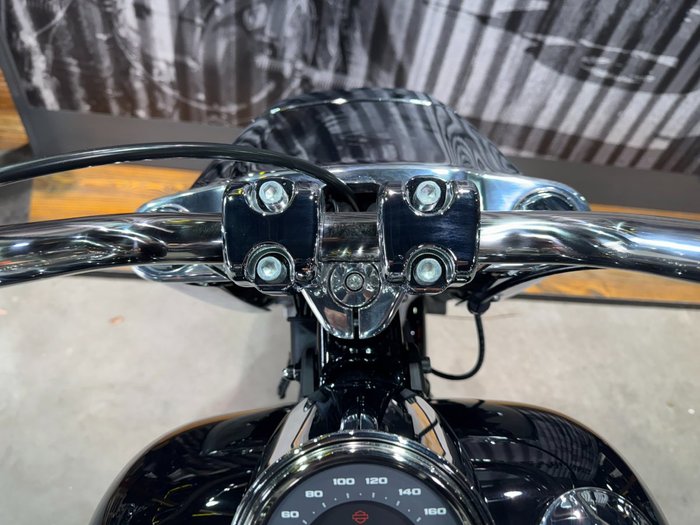 2025 Harley-davidson FLFBS FAT BOY S (114) Vivid Black