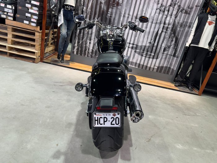 2025 Harley-davidson FLFBS FAT BOY S (114) Vivid Black