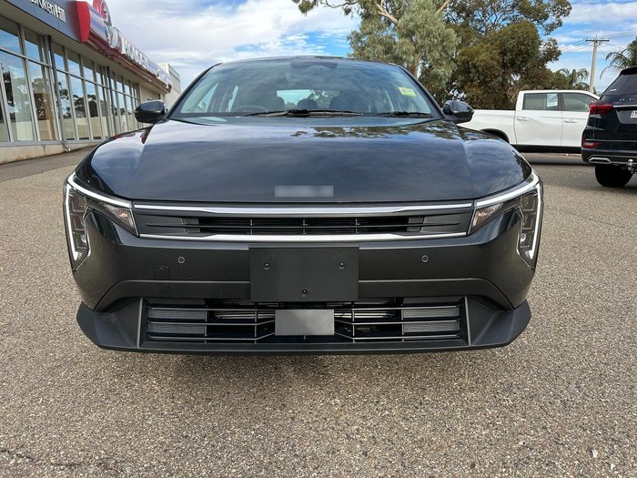 2025 Kia K4 Sport