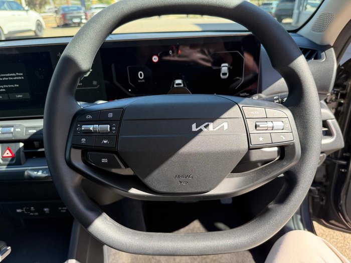 2025 Kia K4 Sport