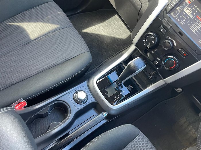 2020 Isuzu MU-X LS-M