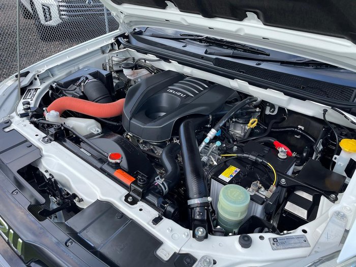 2020 Isuzu MU-X LS-M