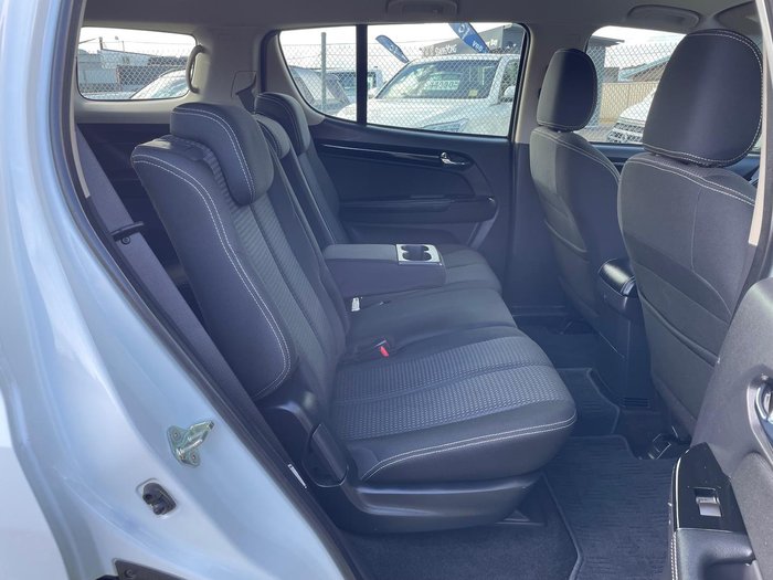 2020 Isuzu MU-X LS-M