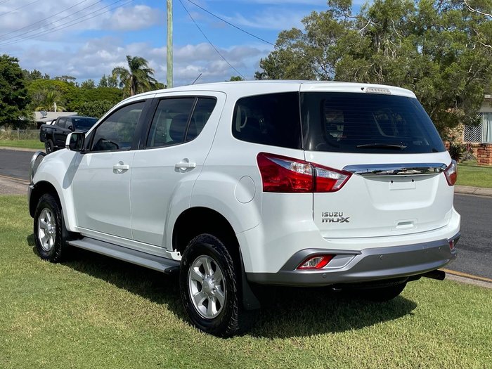 2020 Isuzu MU-X LS-M