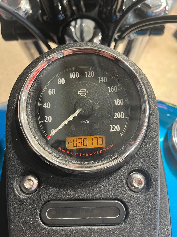 2014 Harley-Davidson Dyna Street Bob Special (FXDBB) Dyna Blue