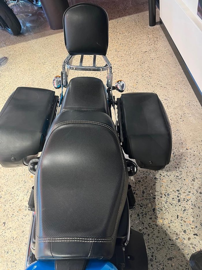 2014 Harley-Davidson Dyna Street Bob Special (FXDBB) Dyna Blue