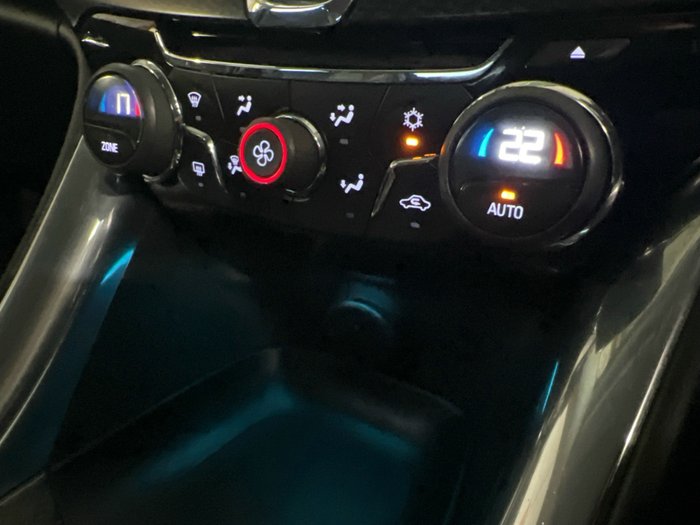 2014 Holden Commodore SS V