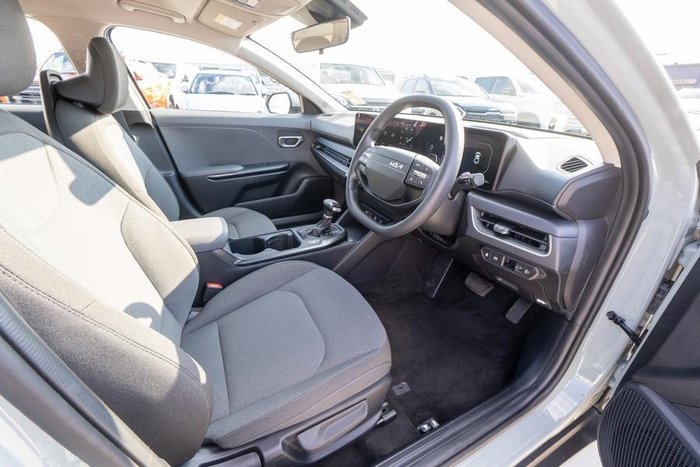 2024 Kia K4 S