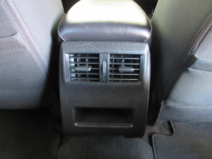 2023 Mitsubishi Outlander LS