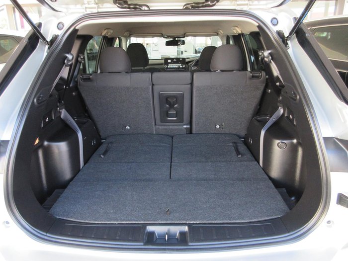 2023 Mitsubishi Outlander LS