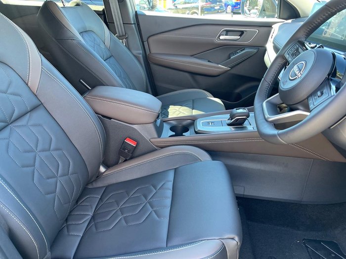 2025 Nissan QASHQAI Ti