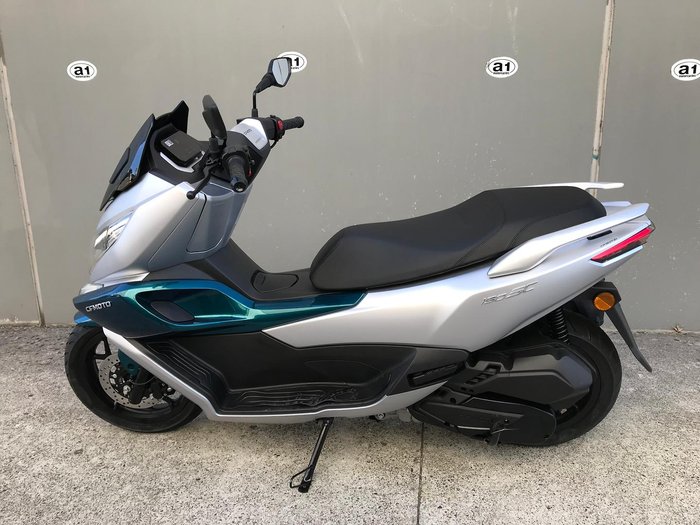 2025 CFMOTO 150SC