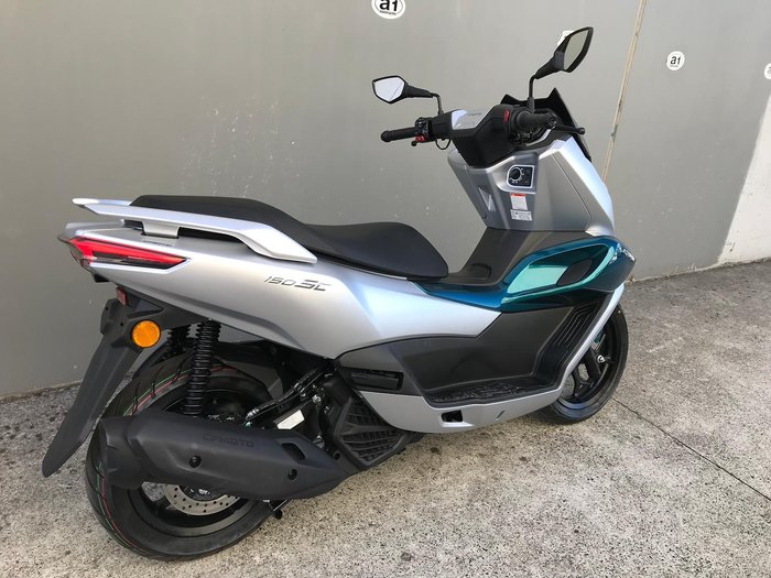 2025 CFMOTO 150SC 
