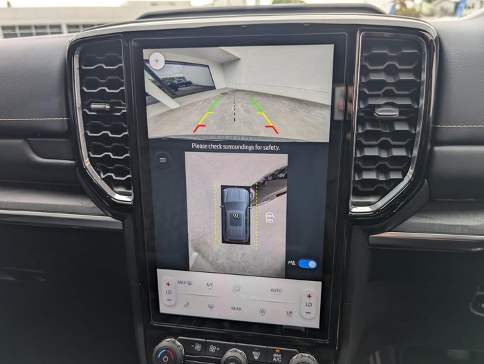 2023 Ford Everest Platinum