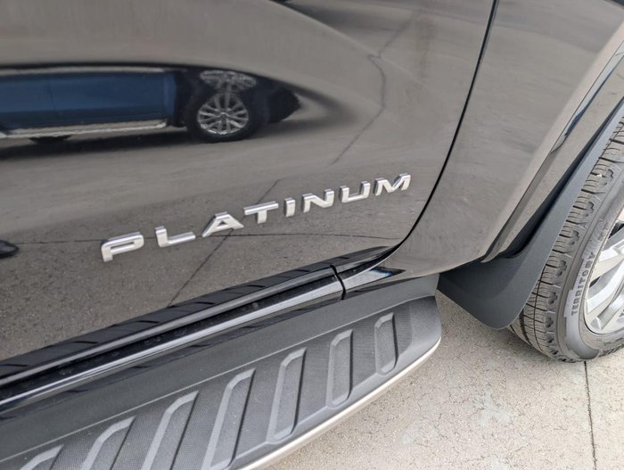 2023 Ford Everest Platinum