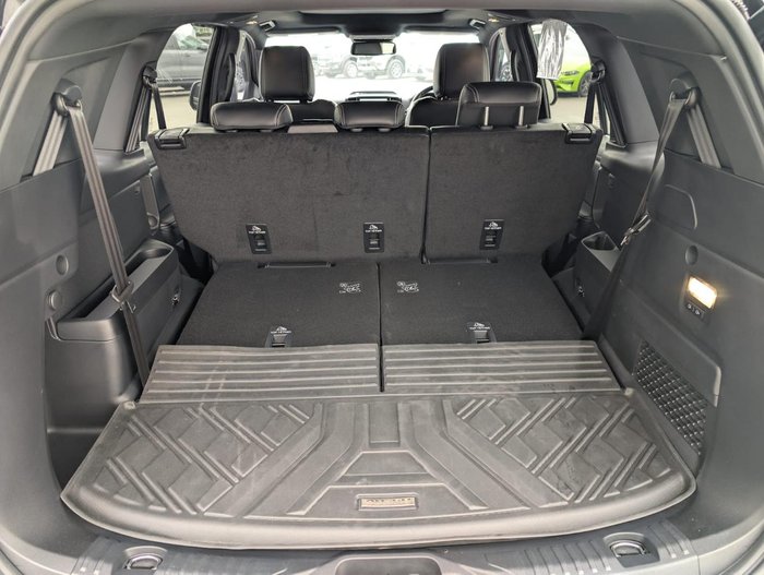 2023 Ford Everest Platinum