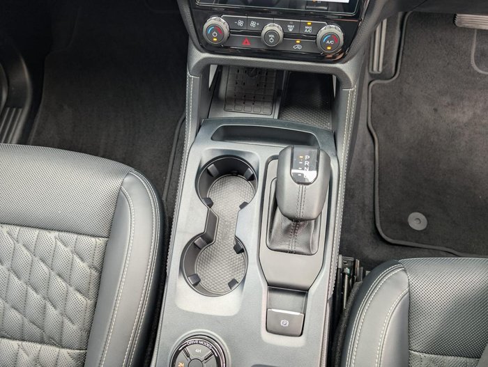 2023 Ford Everest Platinum